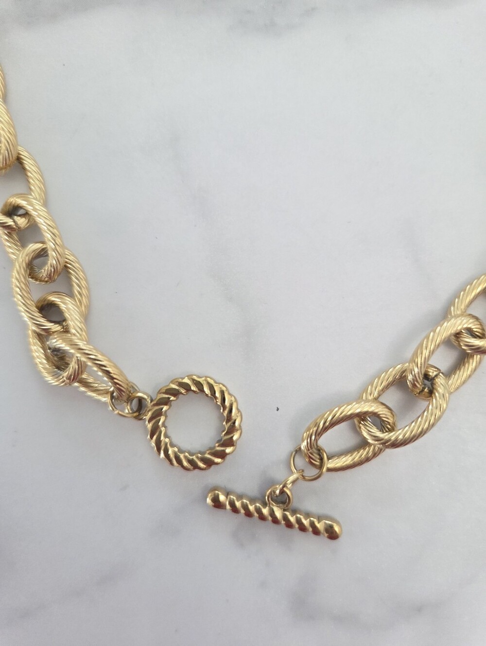 Chunky Gold Chain Toggle Necklace & Bracelet Set Twisted Oval Links - Picture 8 of 15